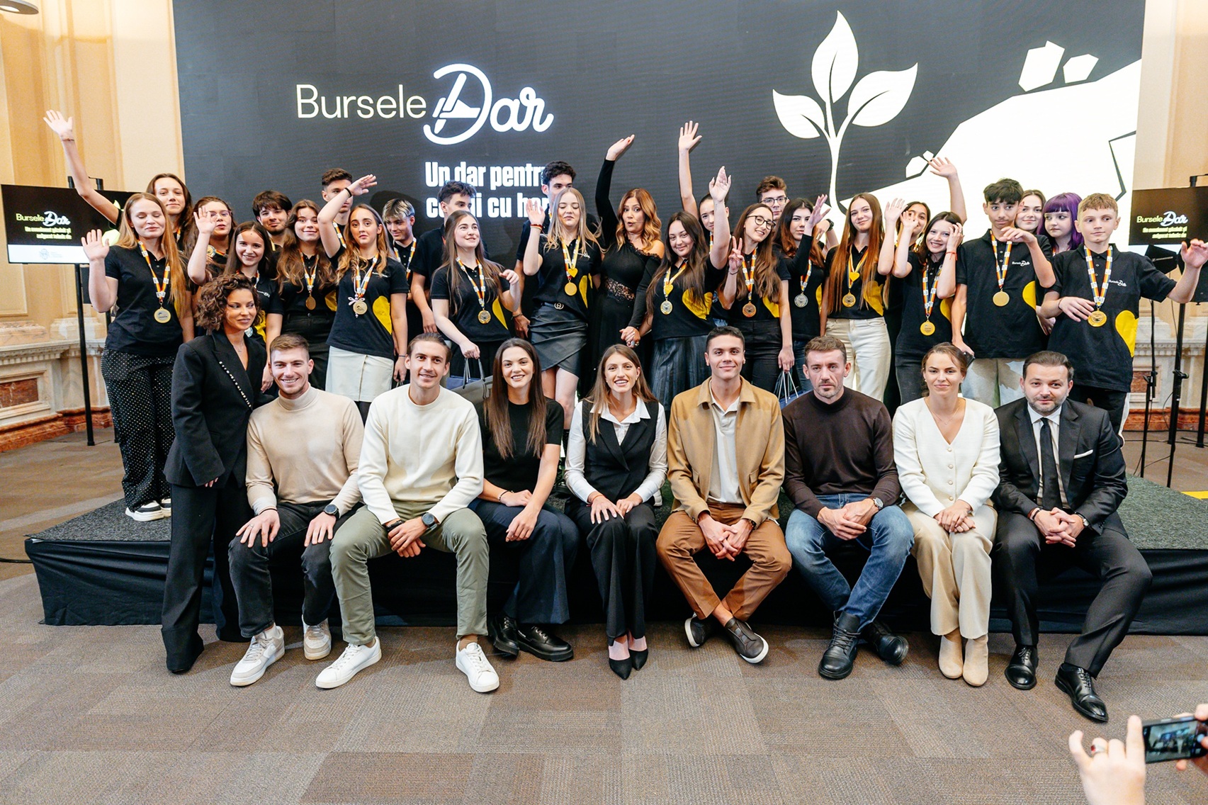 foto Gala Burselor DAR